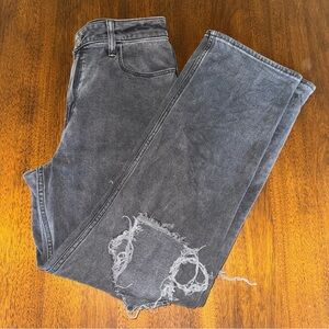 Hollister Ultra High-Rise Dad Jeans Black Denim Distressed Vintage Stretch 4R
